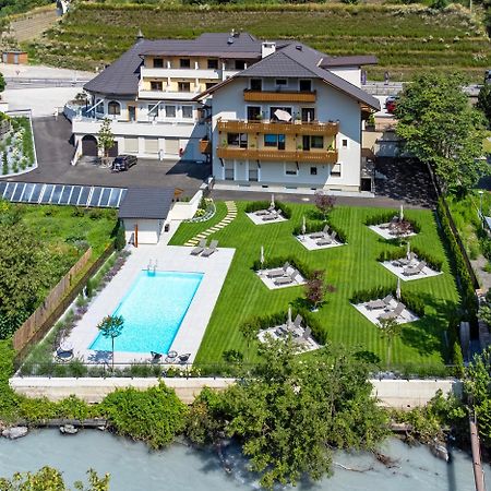 Self Service Hotel Schnalser Hof Naturns Exterior foto